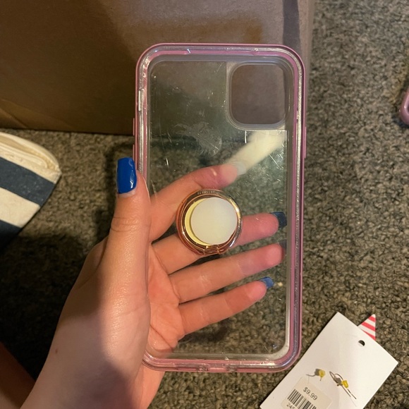 IPHONE 11 PRO MAX LIFE PROOF CASE. - Picture 4 of 4